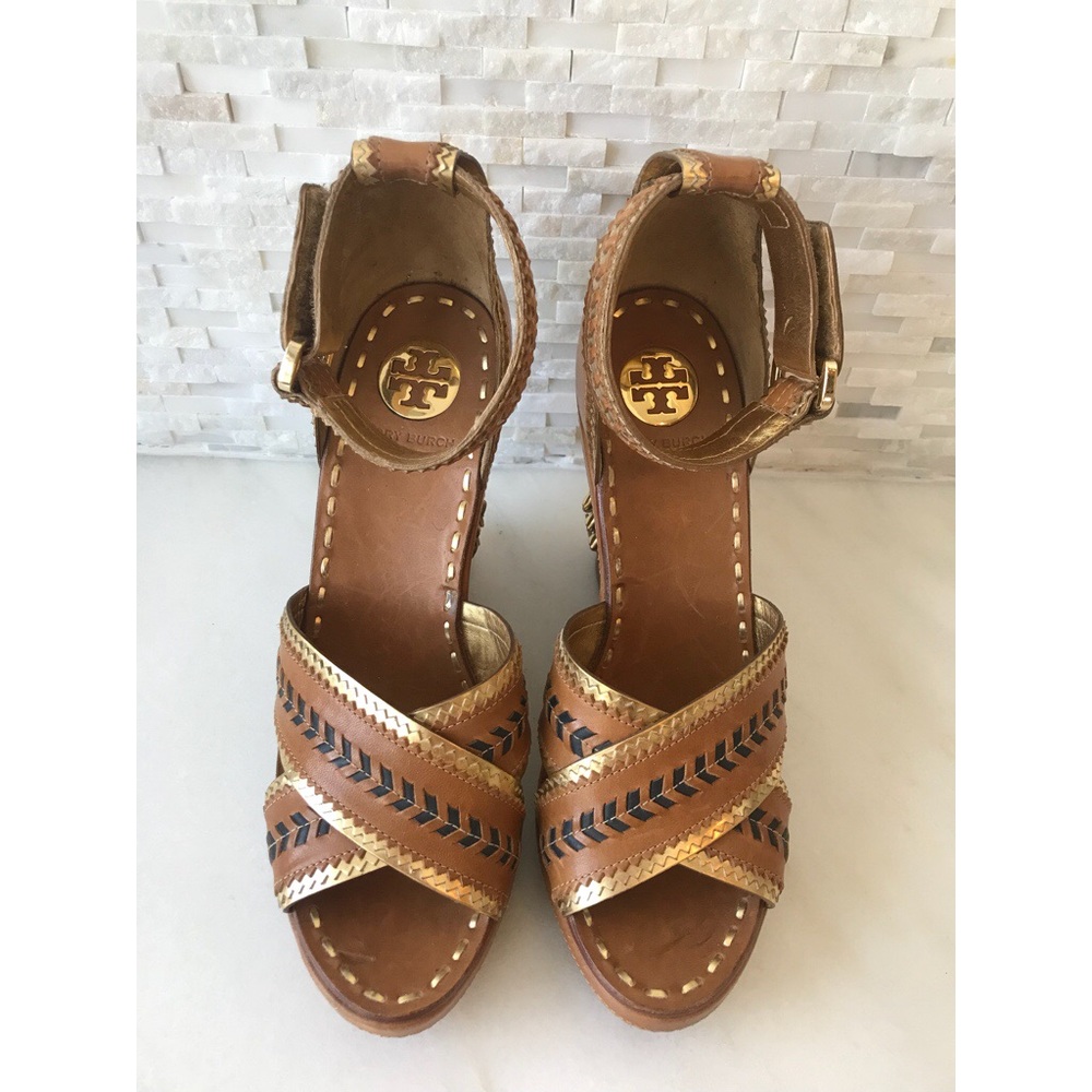 💕Tory Burch wedges - leather w/ gold. Size: 9